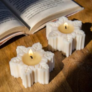 Handmade Snowflake Candles | Christmas Candle (White)