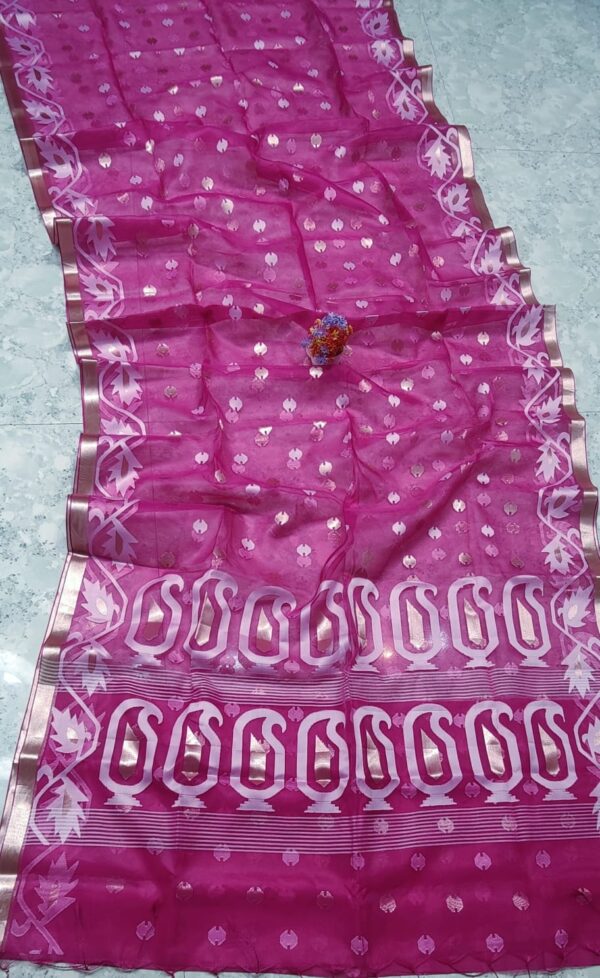 Handcrafted Masline Silk Jamdani Magenta Saree with Jari Butti Design & Matching Blouse Piece