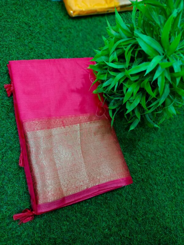 Golden Grace in Pink – Handcrafted Organza Saree with Matching Blouse