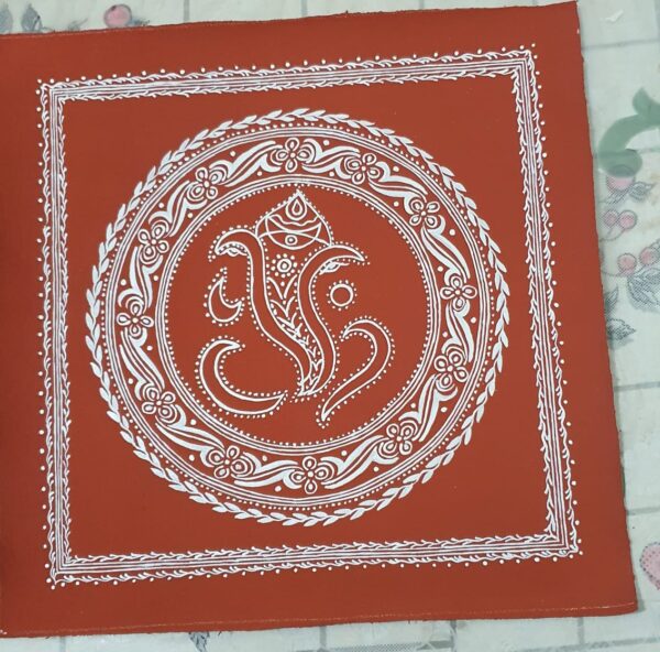 Miniature Aipan Art Canvas – Handcrafted Lord Ganesh Design from Uttarakhand (1x1 inch)