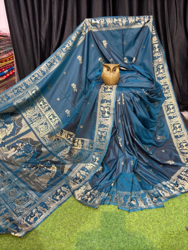 Regal Radiance Deep Blue & Gold Handcrafted Bishnupuri Silk Saree