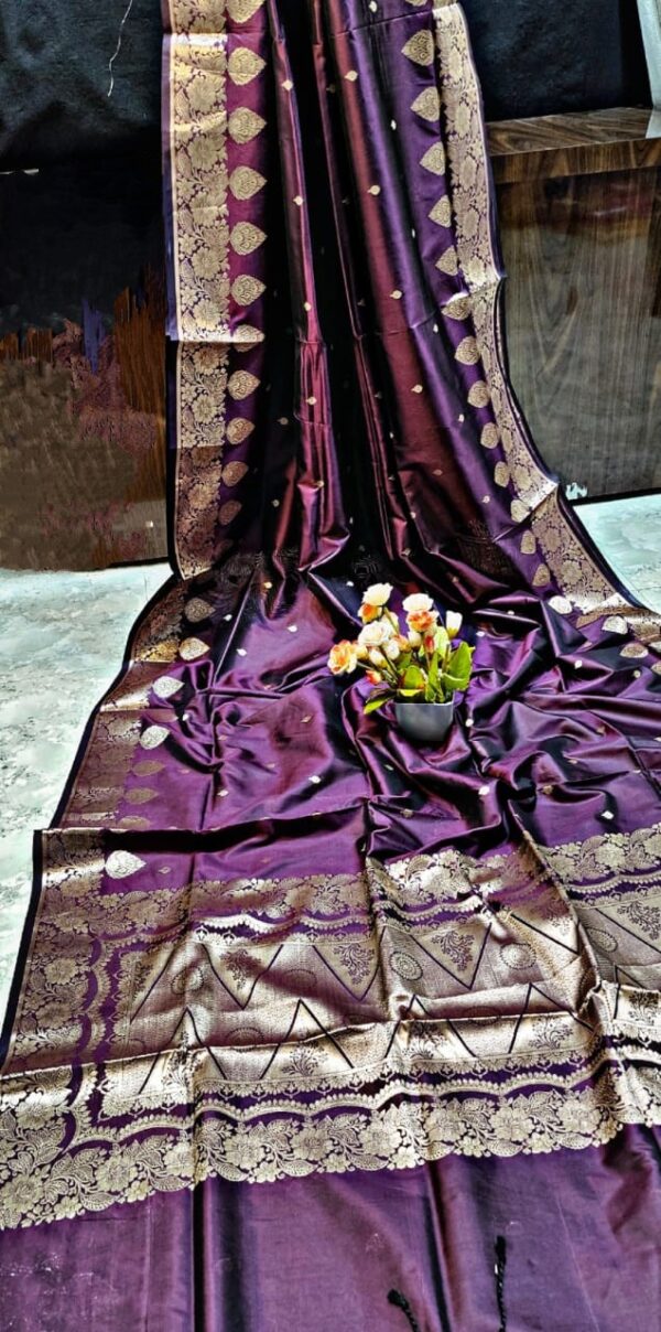 Dark Purple Handcrafted Resham Monipuri Silk Saree – Silk Mark Certified with Blouse Piece