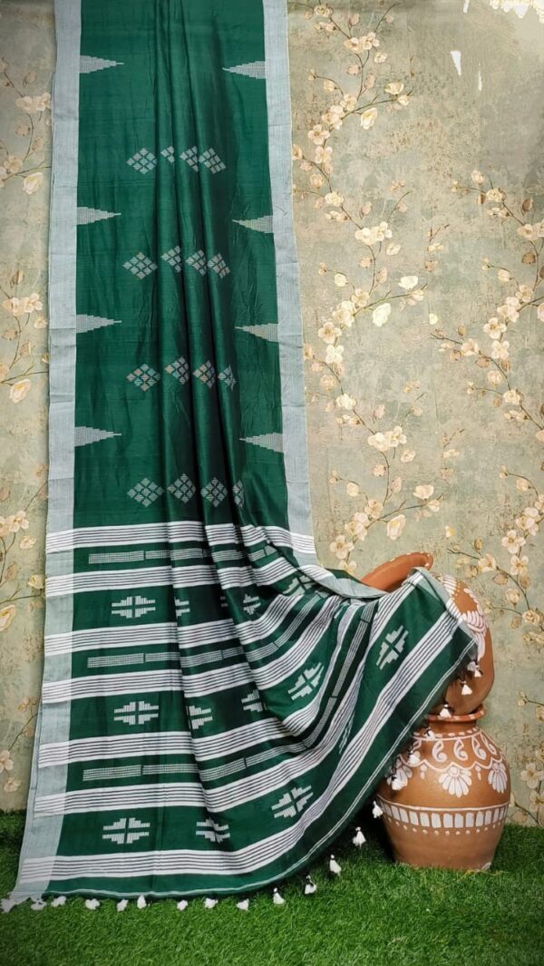 Handwoven Mercerised Cotton Saree – Deep Green with Elegant White Border & Pallu (Blouse Piece Included)