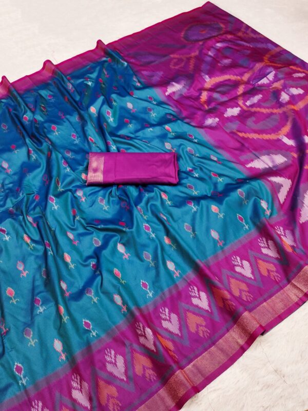 Handwoven Pure Ikat Pochampally Silk Saree in Peacock Blue with Dark Magenta Pallu & Blouse