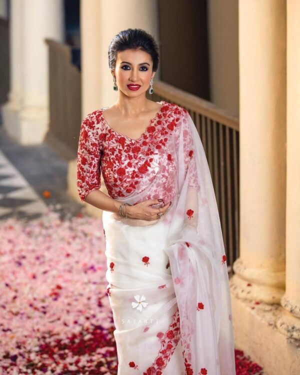 Graceful White Organza Bridal Bollywood Saree with Red Hand Embroidery & Blouse Piece