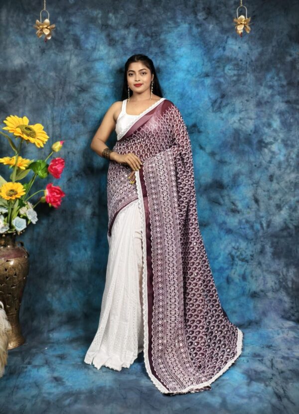 Elegant Two-Tone Handcrafted Hakoba Saree in Maroon & White – Premium Embroidered Design