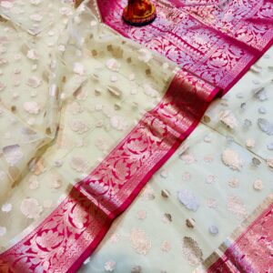 Handcrafted Creamy White Muslin Organza Saree with Deep Pink Zari Border & Blouse