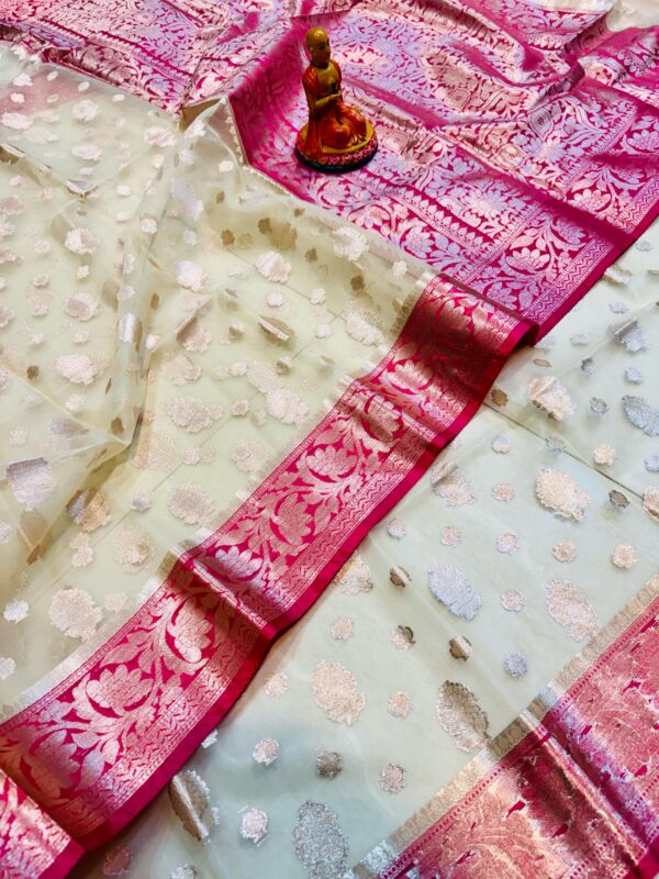 Handcrafted Creamy White Muslin Organza Saree with Deep Pink Zari Border & Blouse