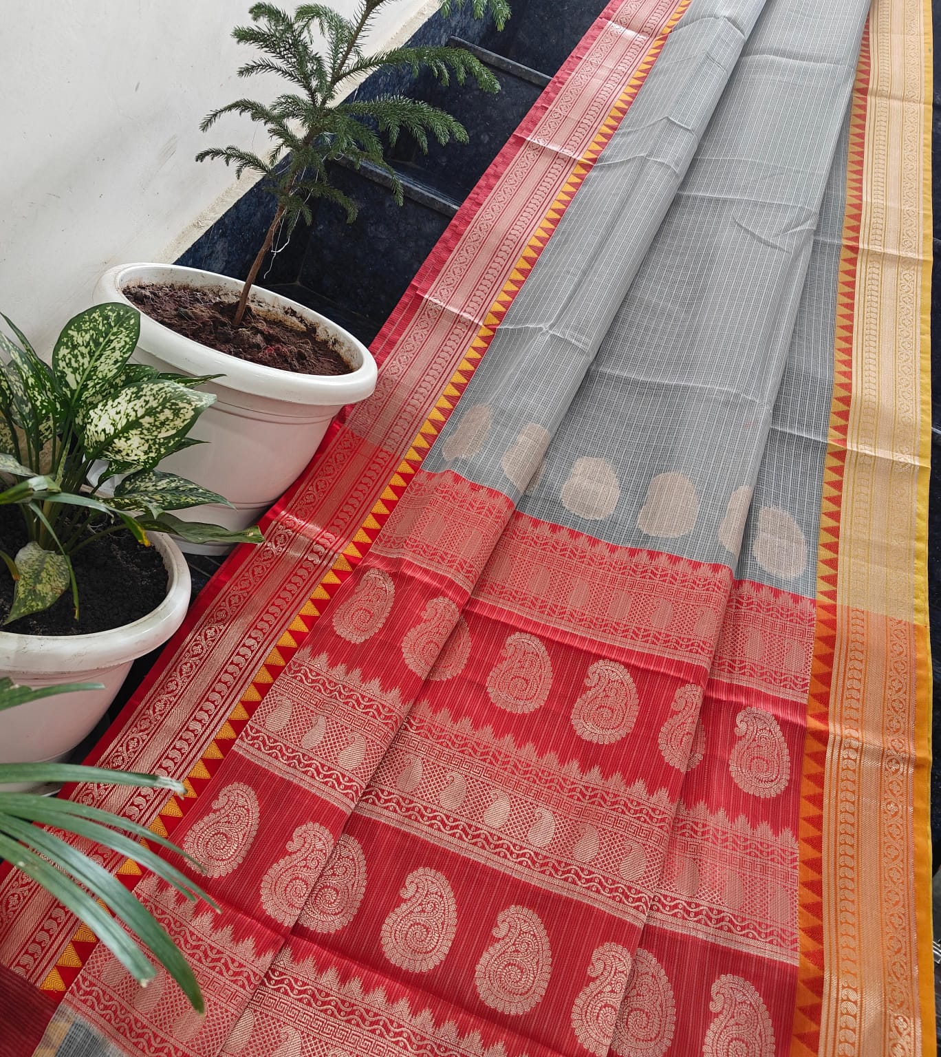 Handwoven Kota Doria Saree with Red–Grey Body & Golden Double-Shade Border | Lightweight Traditional Saree with Running Blouse
