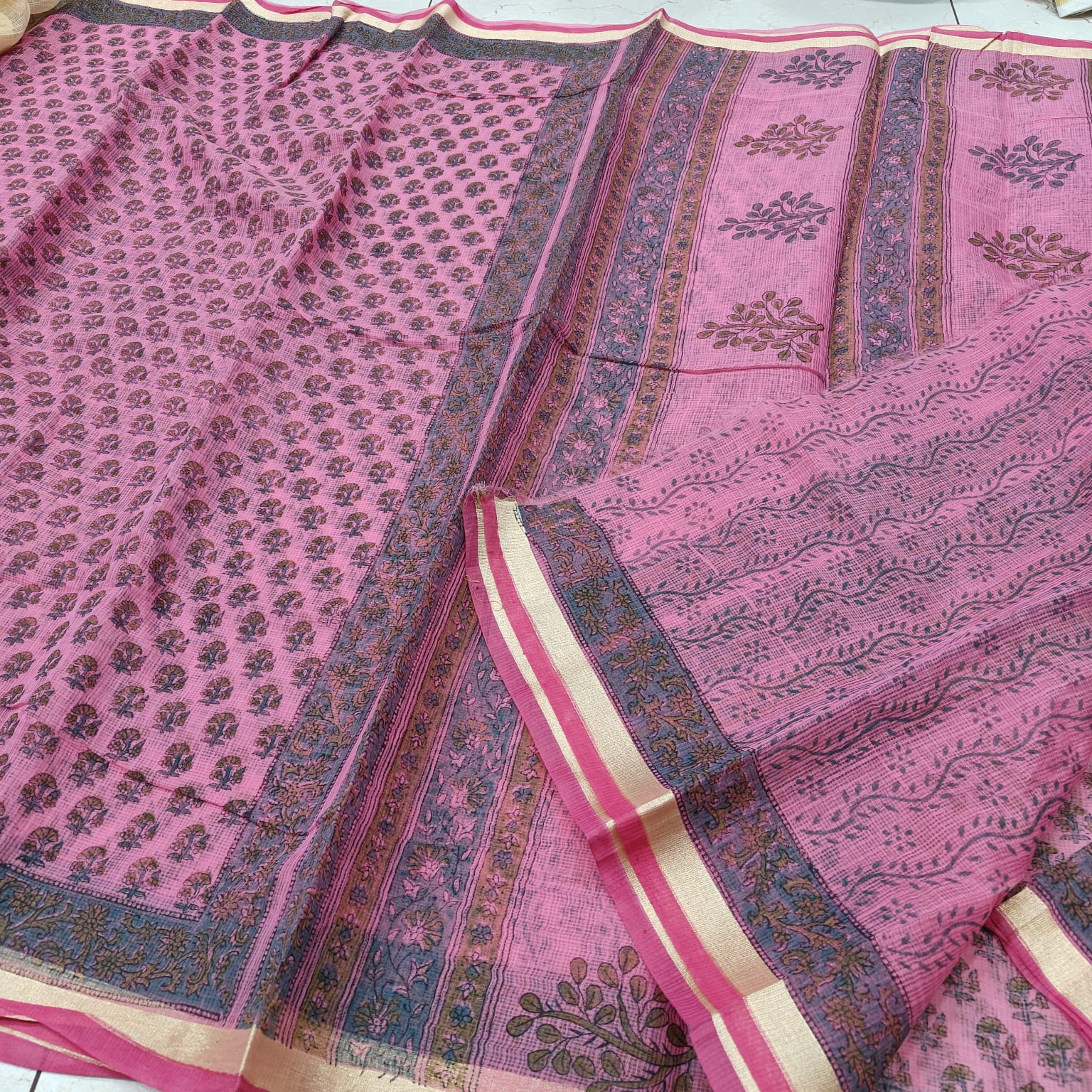 Dusty Rose Hand-Printed Kota Doria Saree with Floral Jaal & Dual-Tone Blue Border (Running Blouse Included)