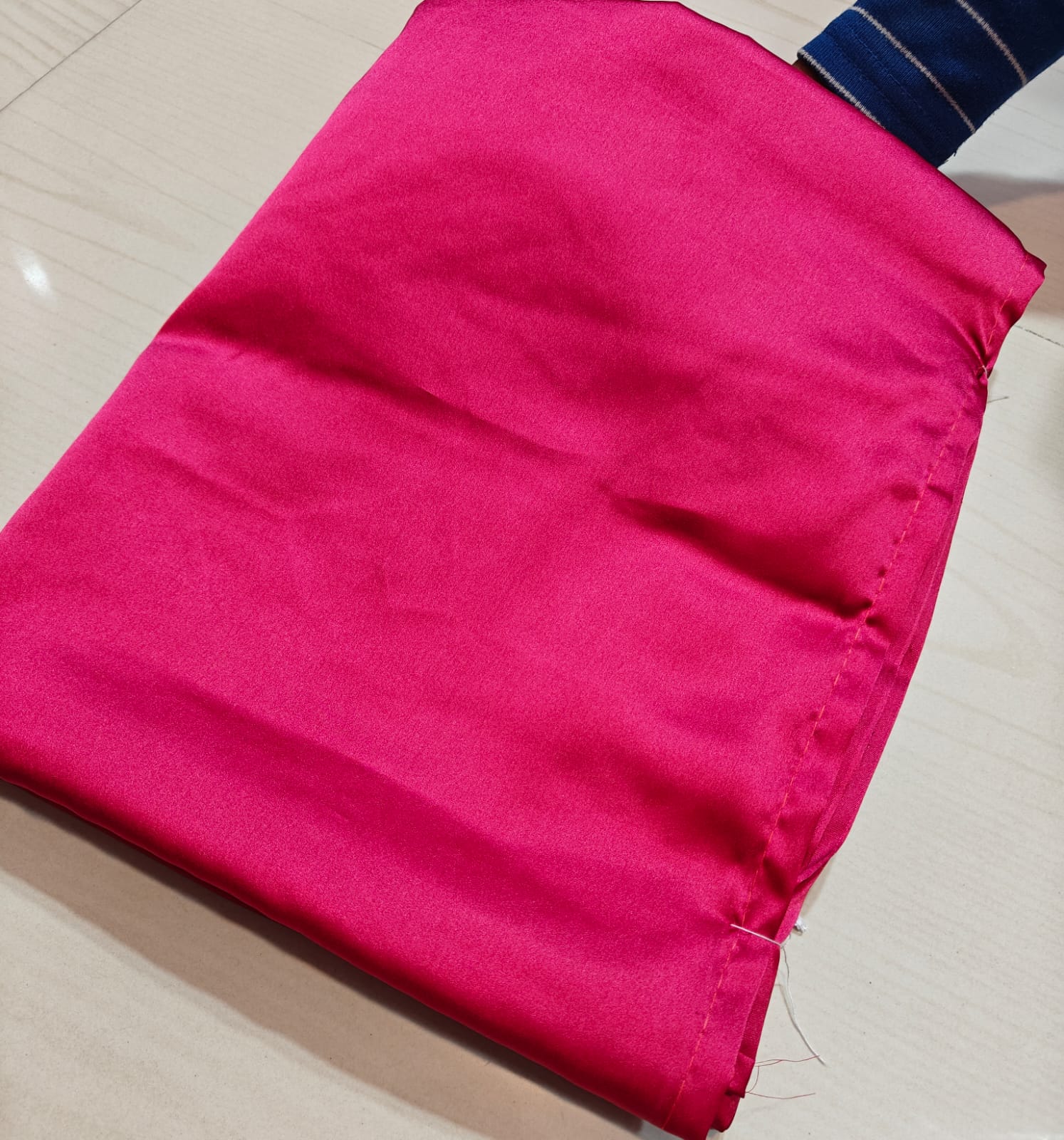 Rani Pink Radiance Pure Satin Silk Saree with Blouse Piece | Handcrafted Plain Glossy Drapе