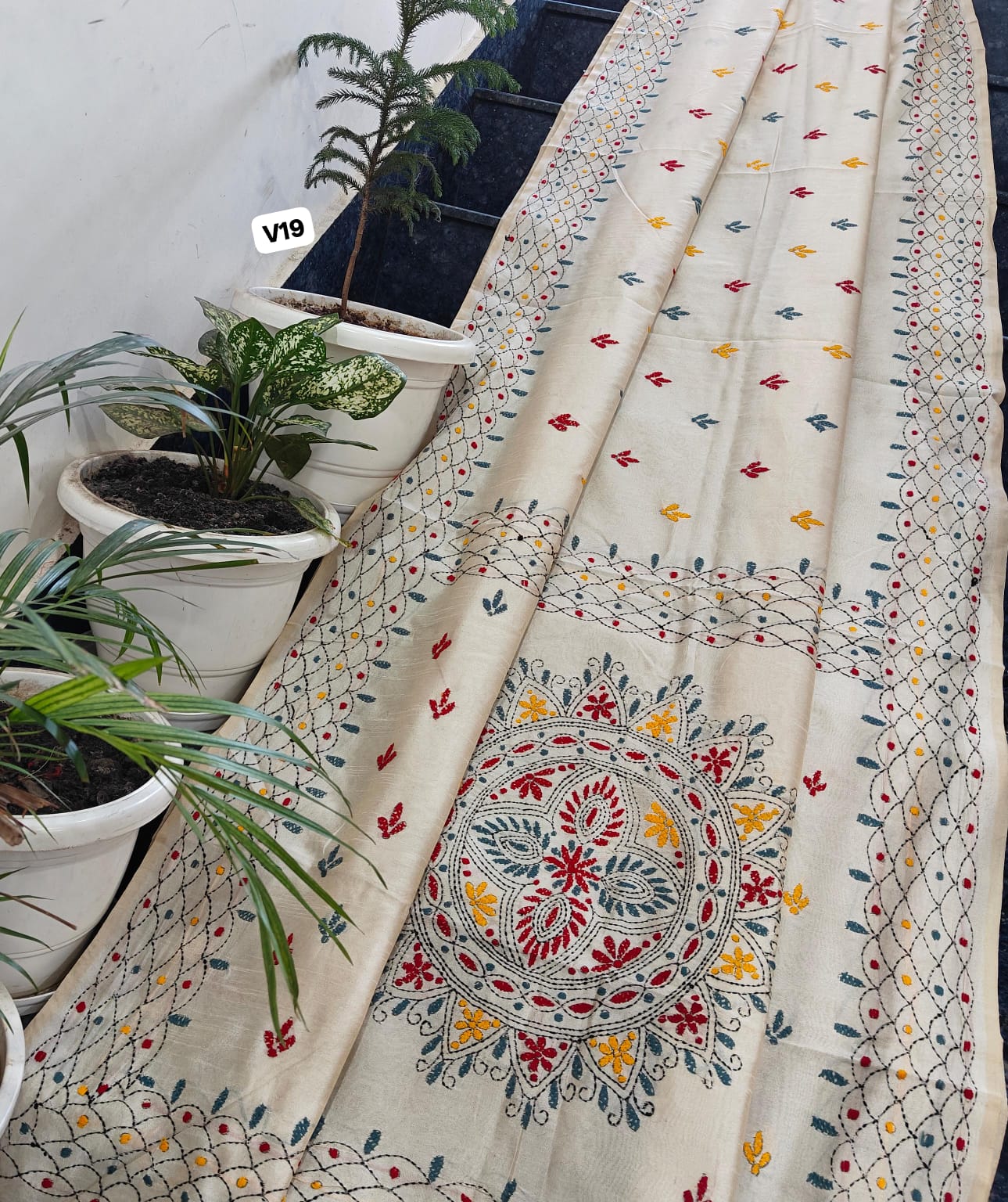 Ivory Chanderi Hand Phulkari Saree with Multicolor Buti & Regal Mandala Pallu