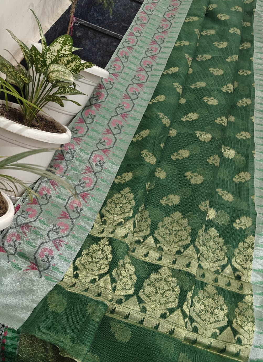 Handwoven Pure Kota Doria Saree in Emerald Green with Floral Buti Weaving & Traditional Heritage Pallu