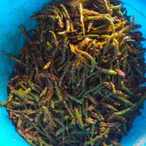 Handmade Organic Kumaoni Green Chilli Pickle (Hari Mirch Ka Achar) – Traditional Pahadi Recipe | No Preservatives | 500g & 1kg